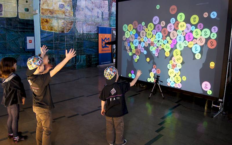 Interactive wall with educational game